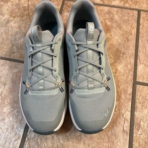 On Running women’s shoes